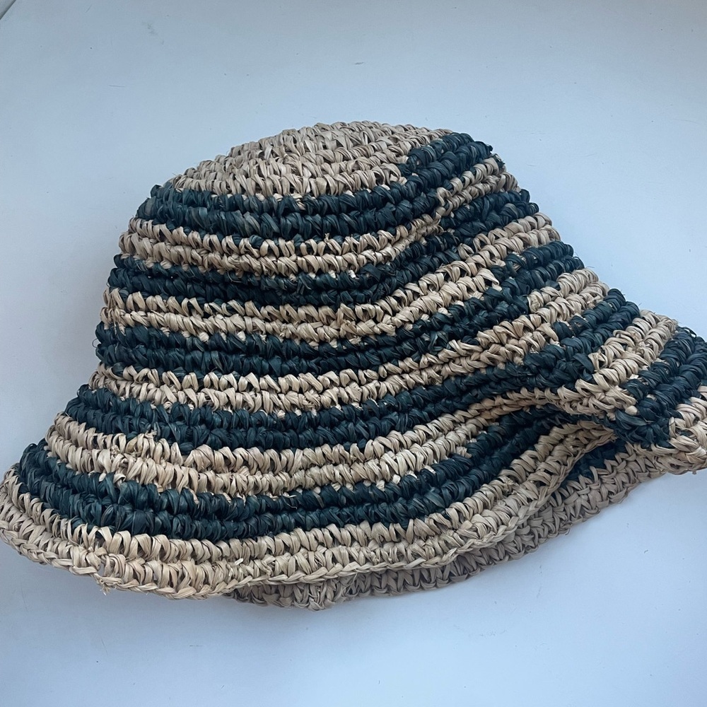 *NOT FOR SALE* NWOT Free People En El Mar Bingin Bucket Hat - Picture 2 of 12